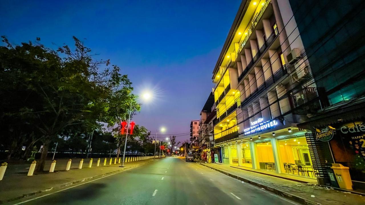 The Riva Vientiane Hotel Exterior foto